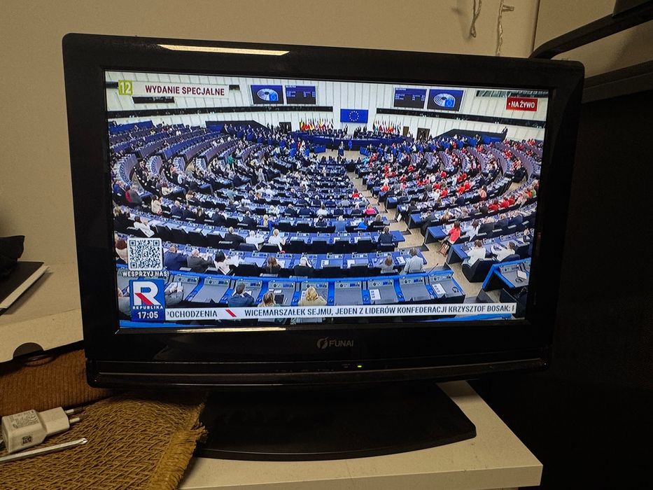 Telewizor jest w doskonałym stanie technicznym