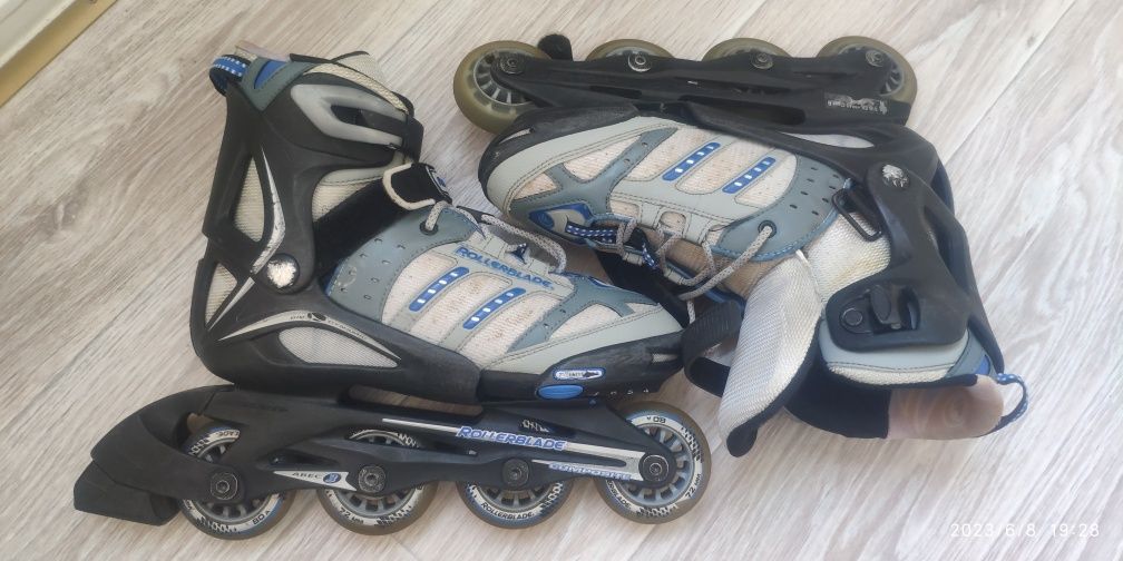 Роліки Rollerblade Microblade II з регулюванням розміру 36-40