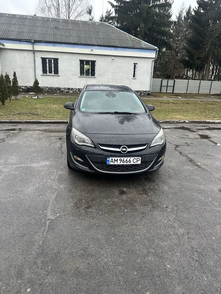 OPEL Astra j 2012. Sports Tourer 2.0 CDTI MT (165к.с.) BASE