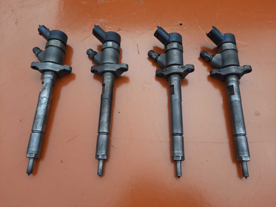 Форсунки Peugeot 1.6 hdi 0445110259 FORD VOLVO Citroen Xsara Picasso