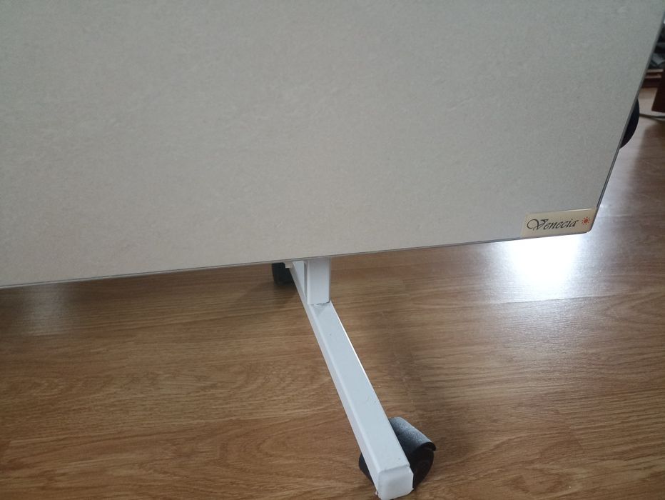 Керамічна опалювальна панель Venecia з терморегулятором