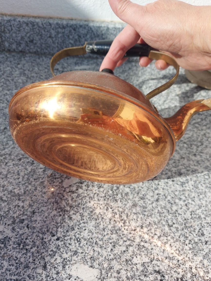 Bule de Cobre e Latão Vintage.