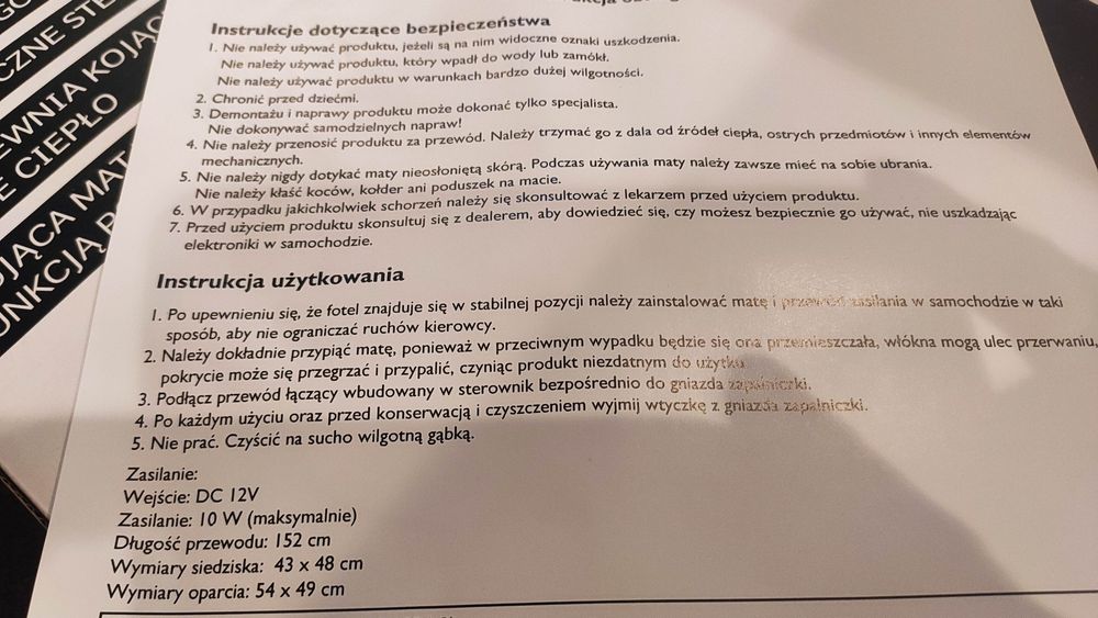 Masująca mata samochodowa z funkcją grzania, nowa