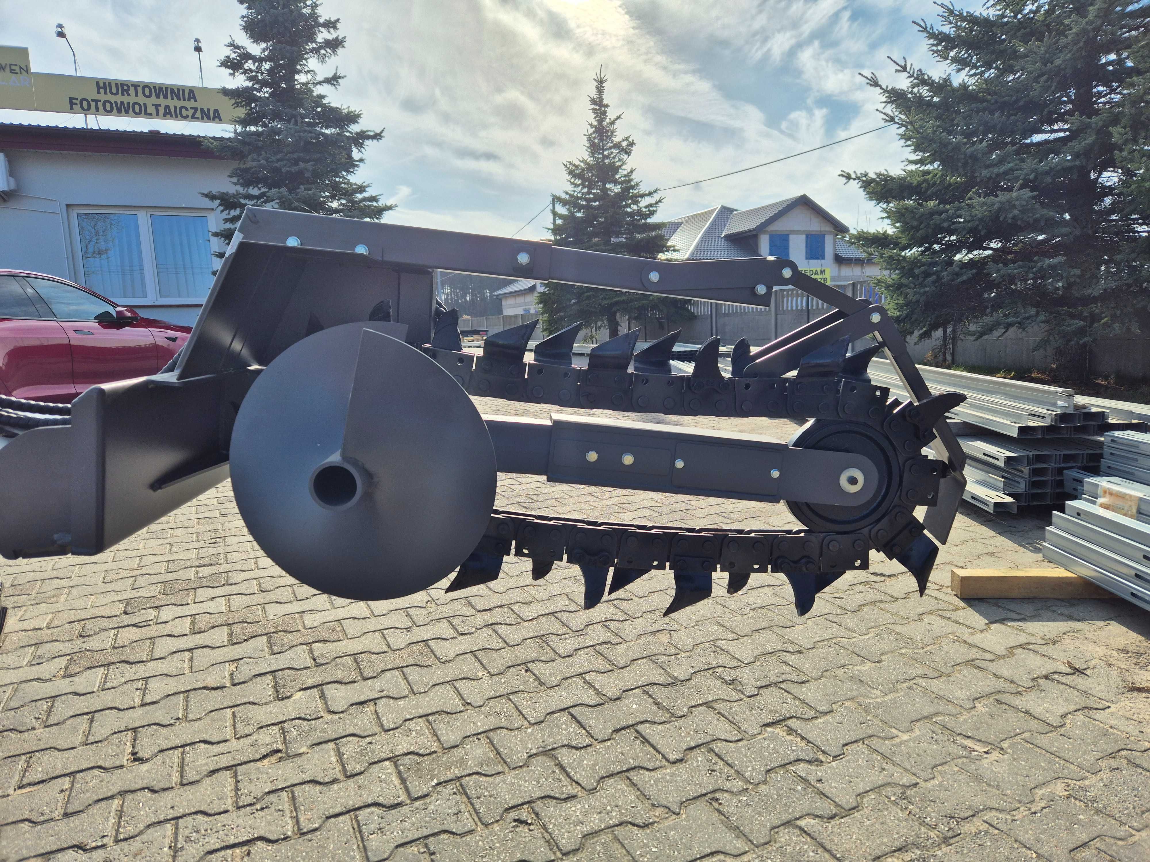 Koparka łańcuchowa hydrauliczna,ramię kopiące pod kable mini koparkia