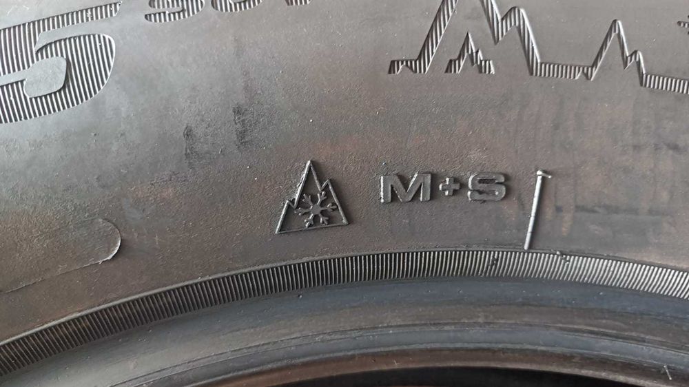 4x 235/60R18 DUNLOP WINTER SPORT 5 SUV bieżnik 7,29–7,50 mm zima 2022