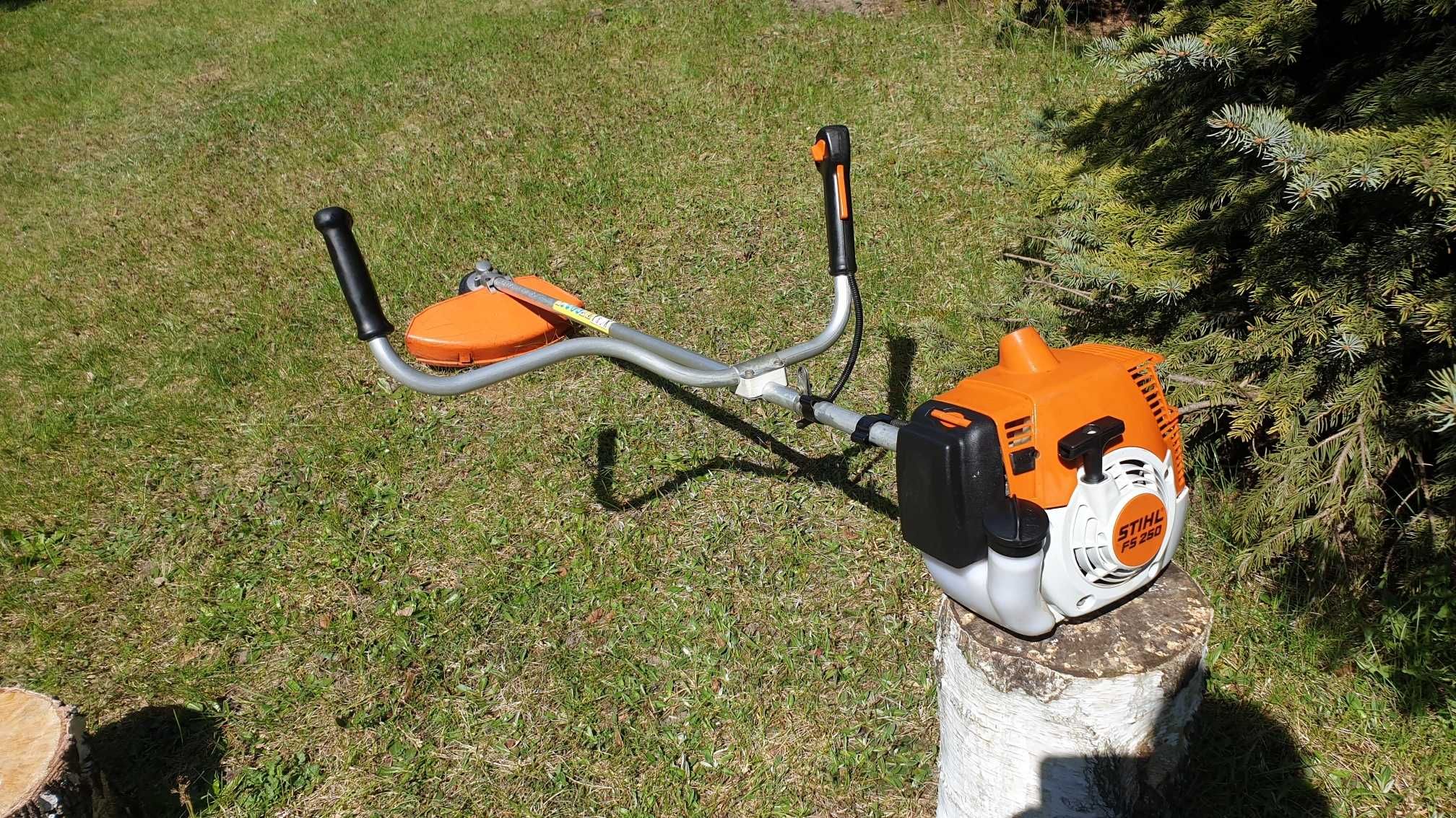 KOSA Spalinowa Podkaszarka STIHL FS250 FS 250