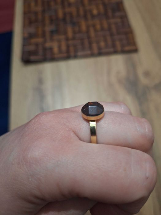 Vezzi pierścionek kamień naturalny stal nierdzewna rozm. 9