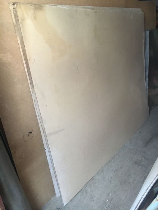 Ударо- влагостойкое ДВП 2.20х1.60 1995г