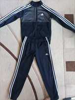 Dresy (bluza+spodnie) Adidas rozm. 134