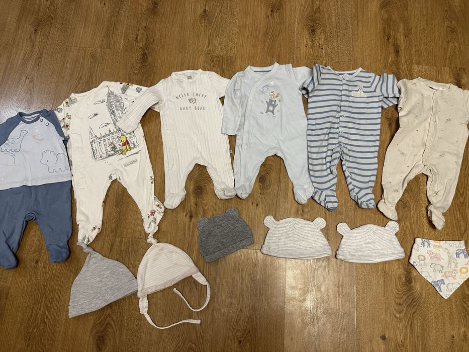 Розпашонки, чоловічки, боді, штанці, шапочки, носочки. Одяг для 0-3