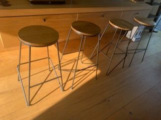 GoodHome Maloux stołek kuchenny hoker 4 sztuki