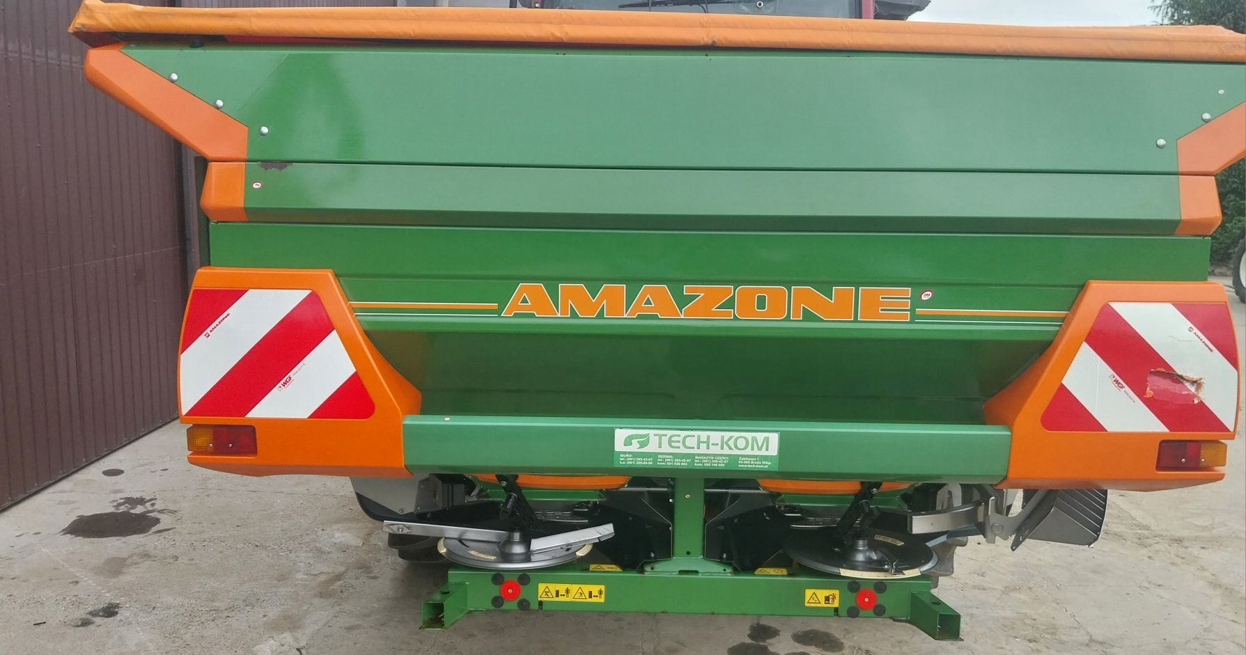 Rozsiewacz Amazone ZA-M PROFIS 3000L