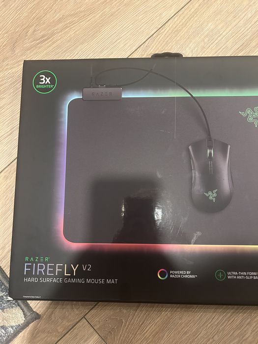 Świecąca podkładka gamingowa pod myszke dla graczy Ryzen