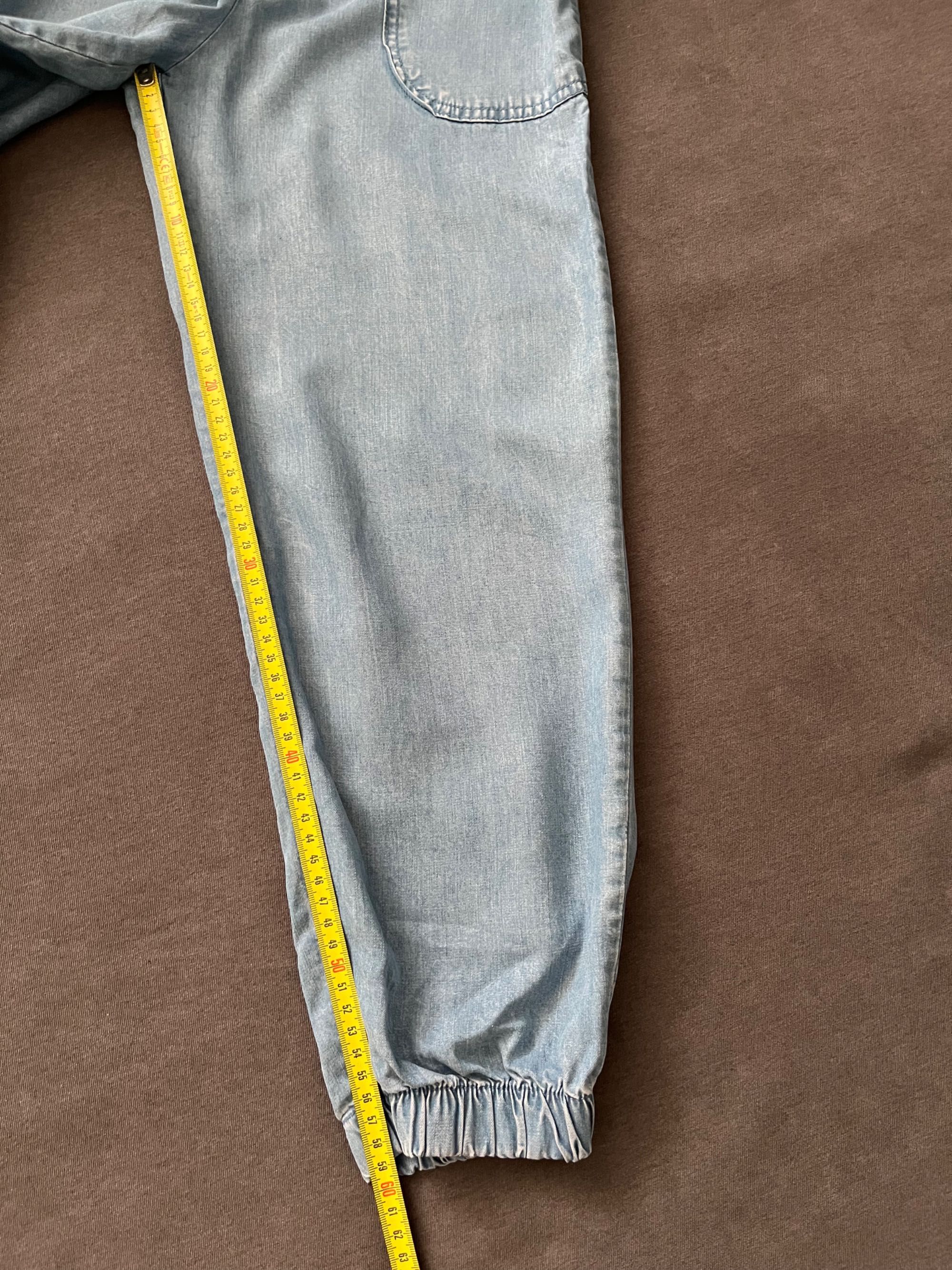 Легесенькі джинси Zara на знижці