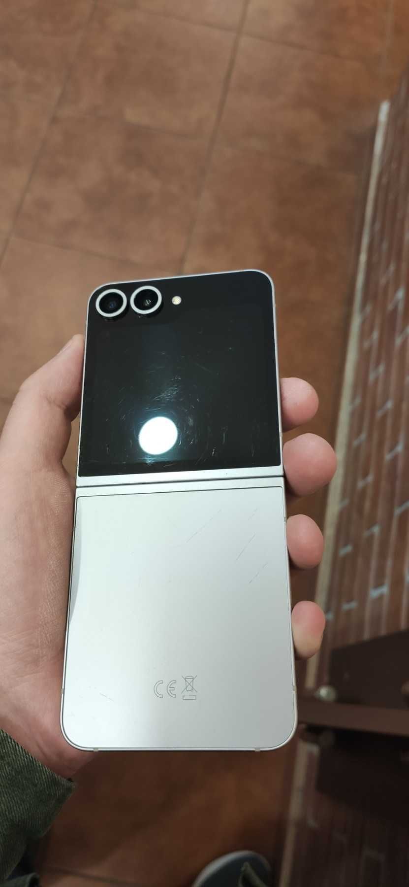 Samsung F741B Galaxy Z Flip 6 12/256GB ,Silver EU !!!ВЖИВАНИЙ!!!