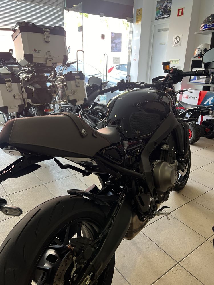 Yamaha XSR 900 com 600km