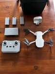 Dron Dji Mini 2 Se w zestawie Fly More Combo