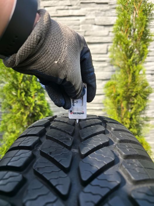 4szt całoroczne 195/65-15 Dębica ~7.5mm