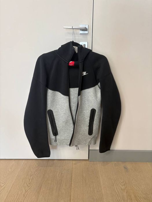 Кофта Nike Tech Fleece