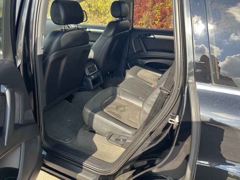 продам автомобіль ауді q7