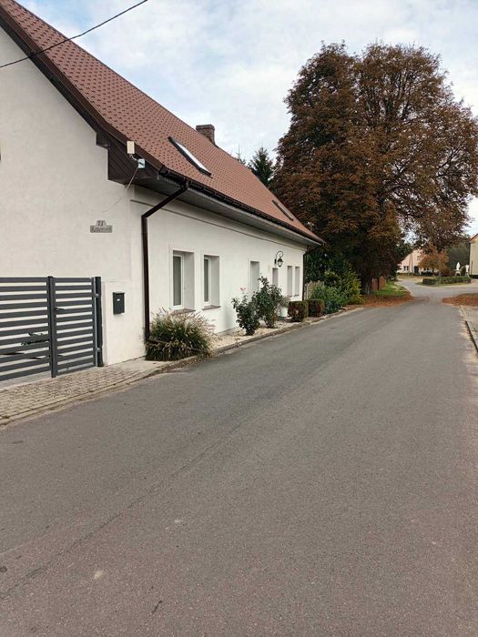 Dom z potencjalem nad jez.Krzemień, pomost, domki ,przestrzeń i spokój