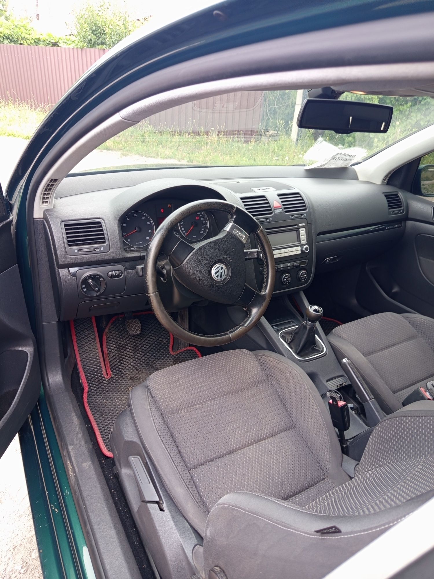 Volkswagen Golf 5 1.4 TURBO