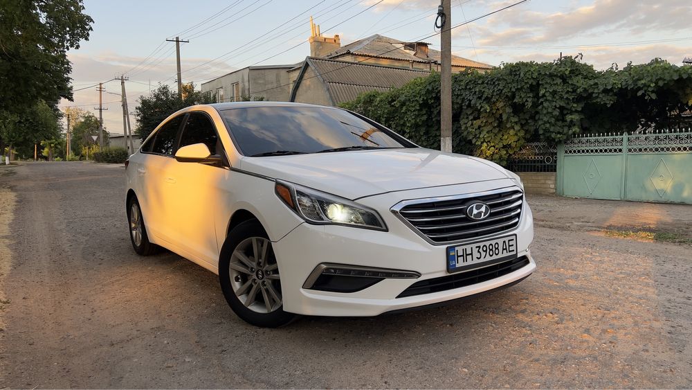 Hyundai sonata 2.4 sport .8200$