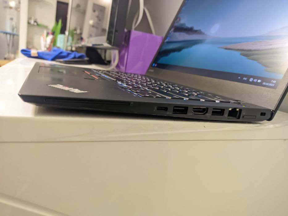 Ноутбук Lenovo ThinkPad T470s i5-7200U 8/256SSD