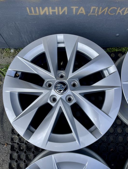 Диски 5/112 r17 Skoda