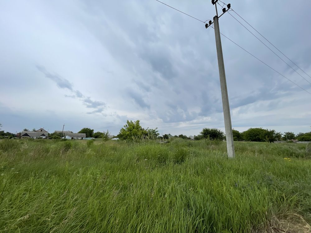 Продаж ділянки вже з  електро стовбом на ділянці під Києвом