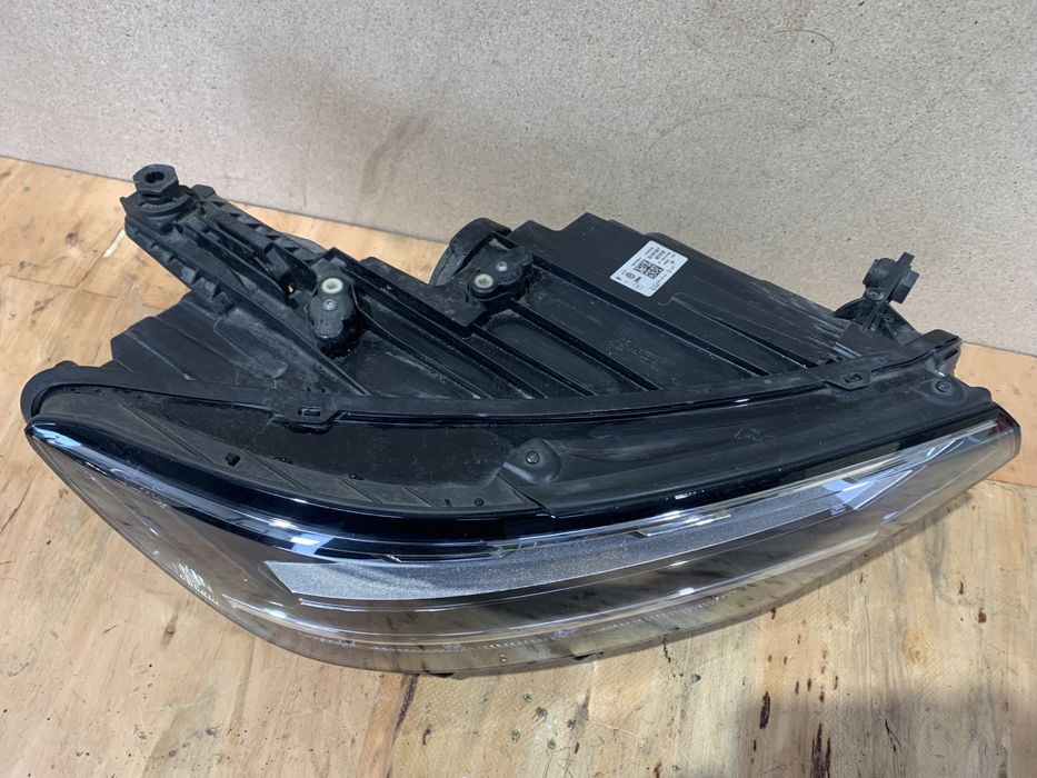 VW Passat B8 Lift lampa prawa przednia prawy przód FULL LED Europa