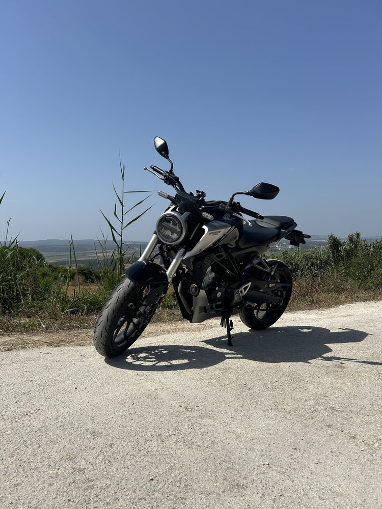 Honda cb125r 2018