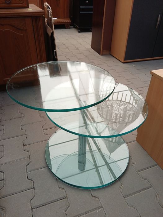 Stolik ze szklanym blatem segmentowy