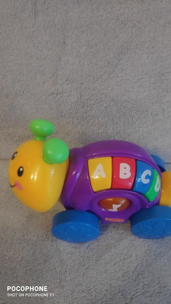 Fisher-Price Śpiewający ślimak