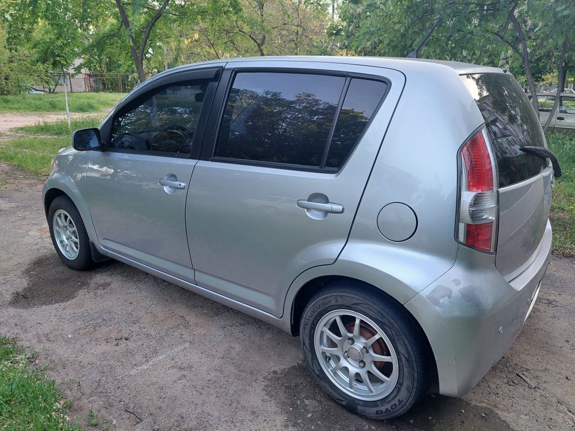 Продам Daihatsu Sirion