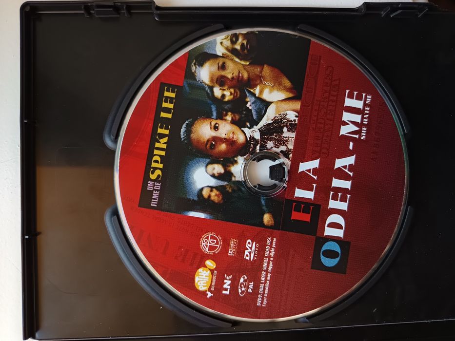DVD ela odeia-me