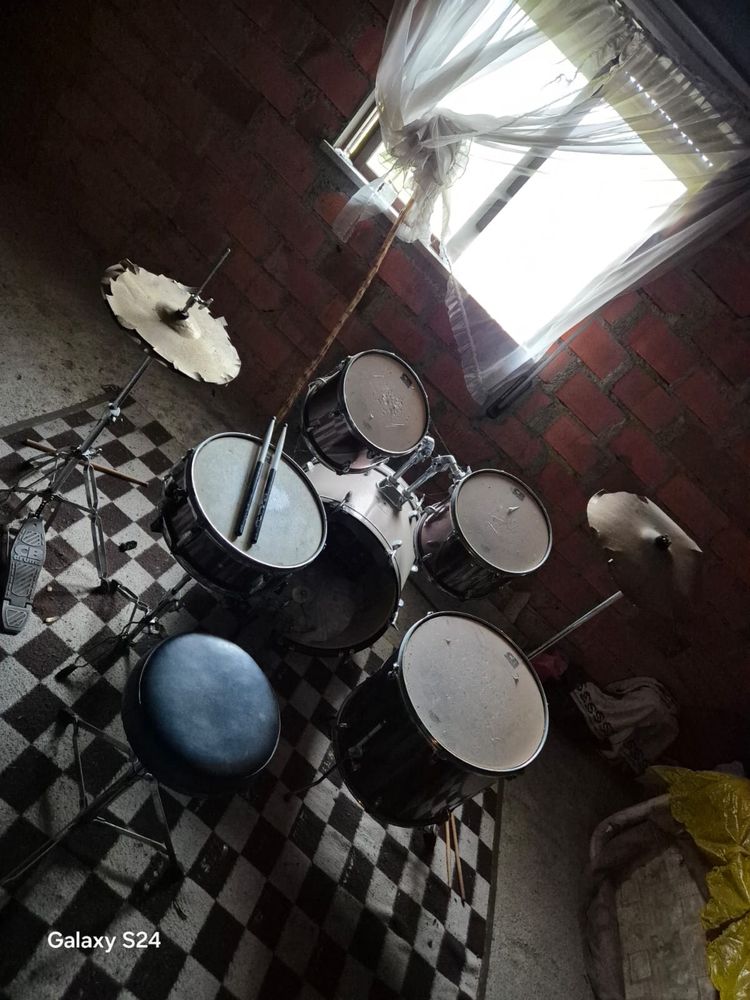 Vendo bateria em estado razoavel