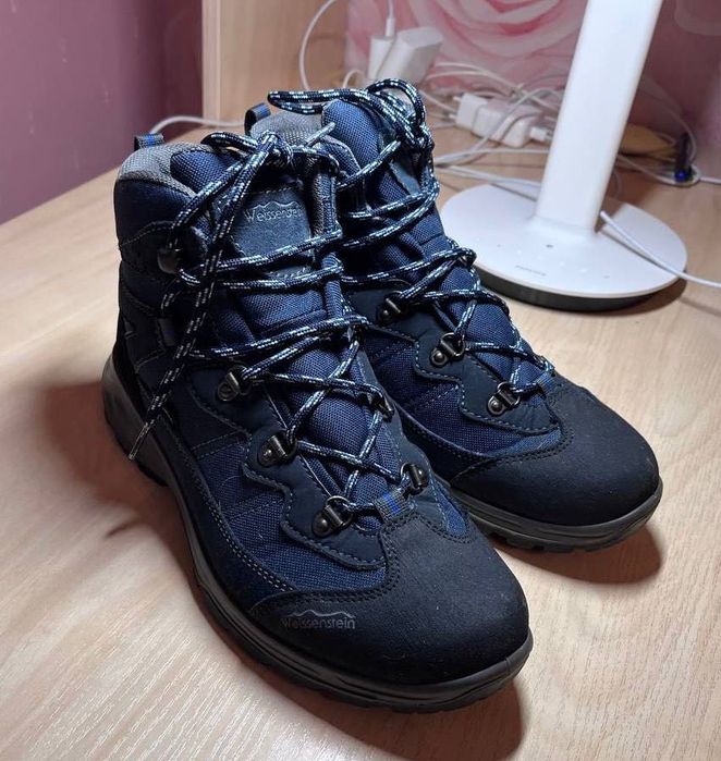 Милі жіночі водонепроникні демісезонні черевики