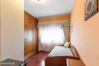 158442 - Quarto com cama de solteiro em apartamento com 6 quartos