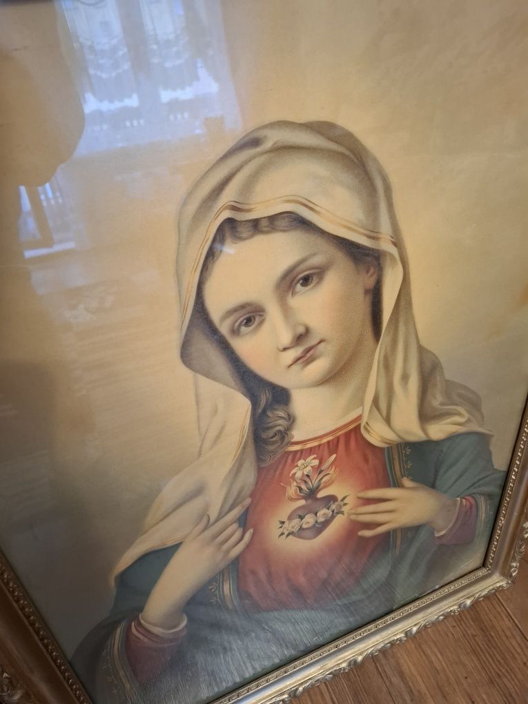 Duży stary obraz Matki Boskiej zadbany