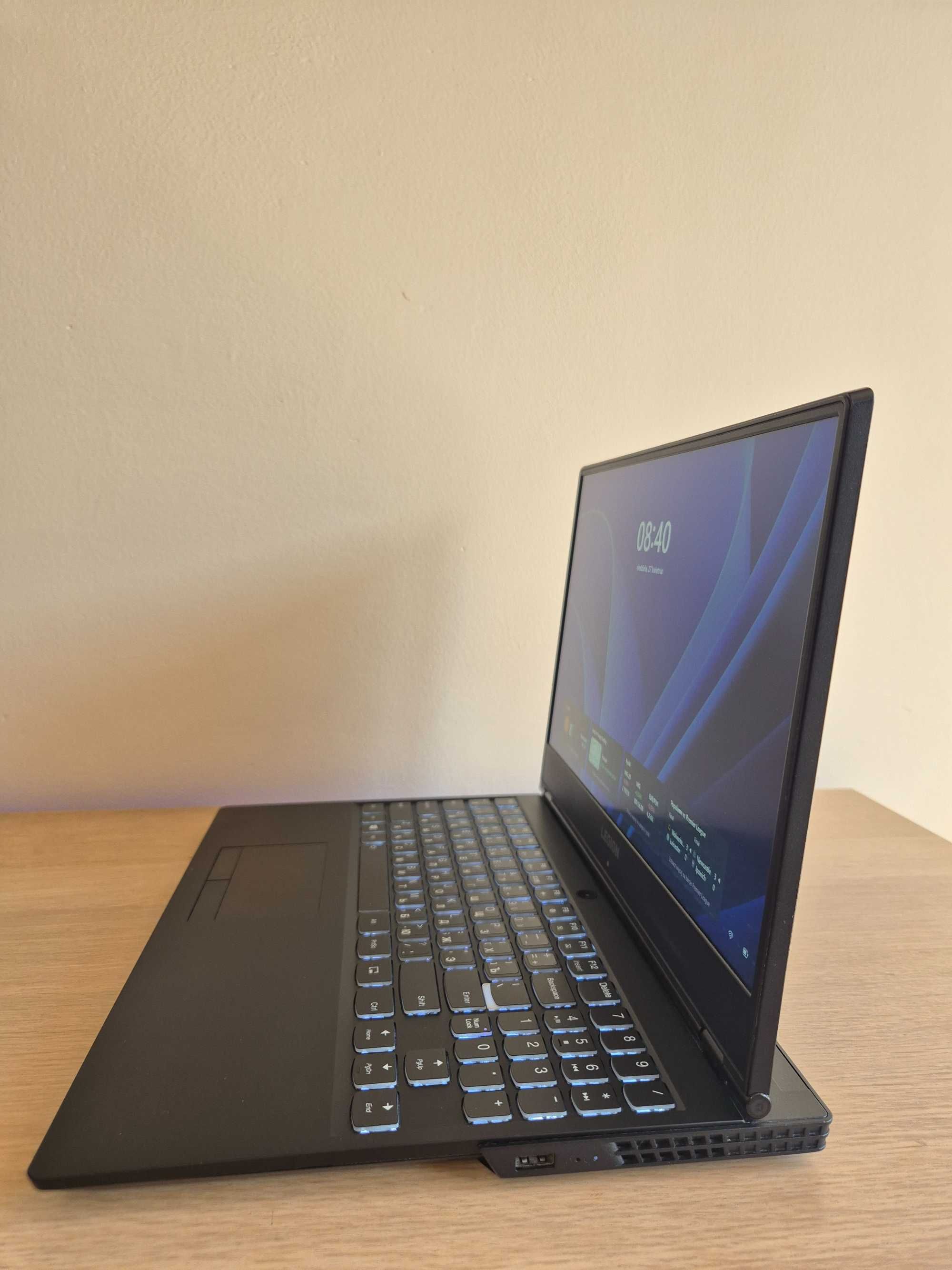 Laptop LEGION Core i5 / GTX 1050 Ti / 16 RAM / Windows 11 / SSD256+1TB