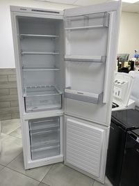 Двухкамерный холодильник SIEMENS