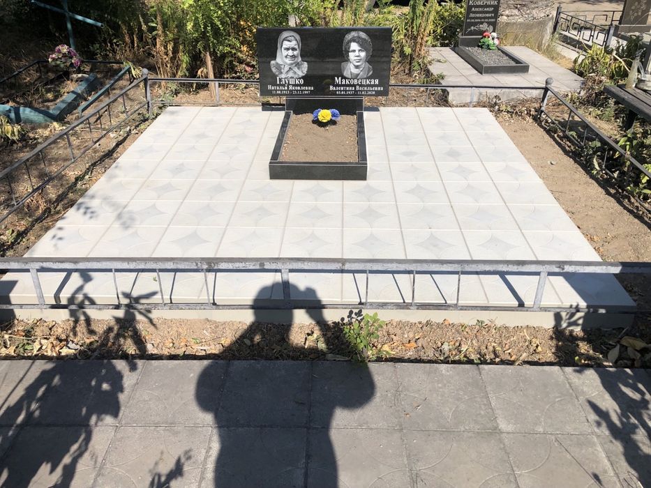 Памятники гранитные