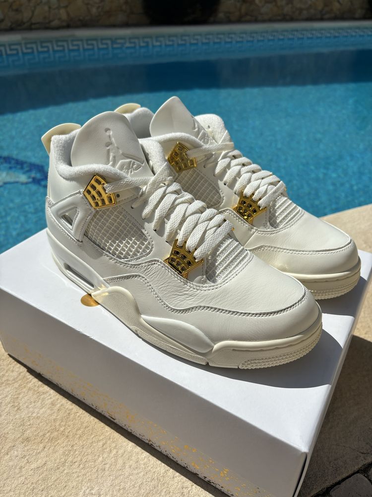 Jordan 4 Mettalic Gold