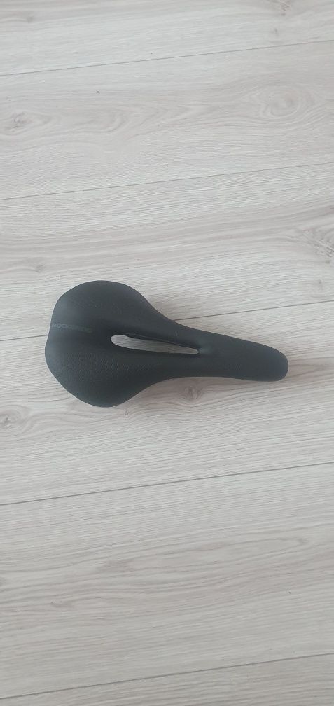 Siodełko rockbros memory foam 140mm