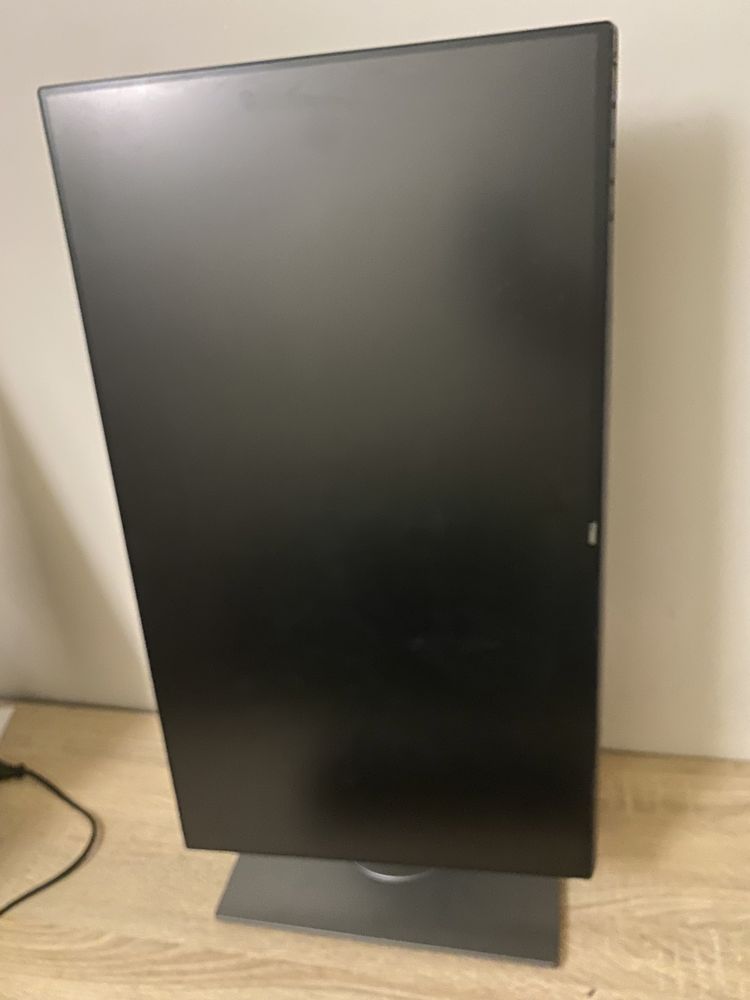 DELL Ultra Sharp 24 Monitor U2419H LCD