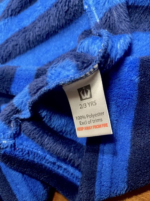 Szlafrok chłopięcy 2-3 lata 92 idealny np. na basen czy wyjazd