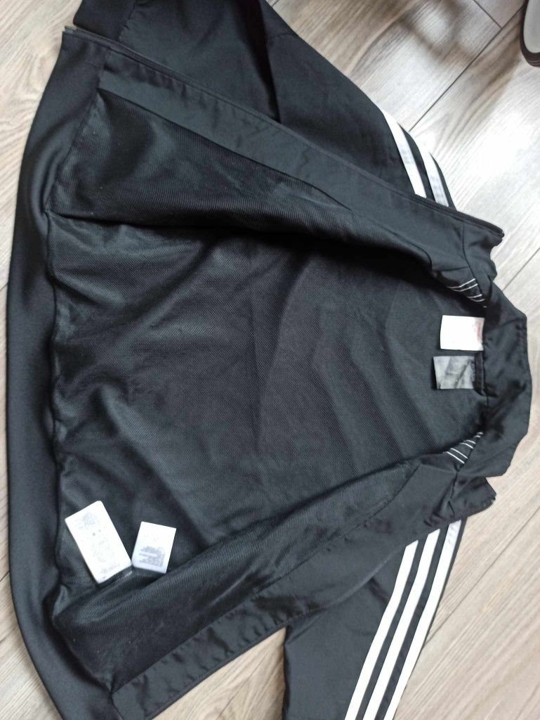 Kurtka Adidas cienka wiosenno/letnia  r. 128 jak nowa