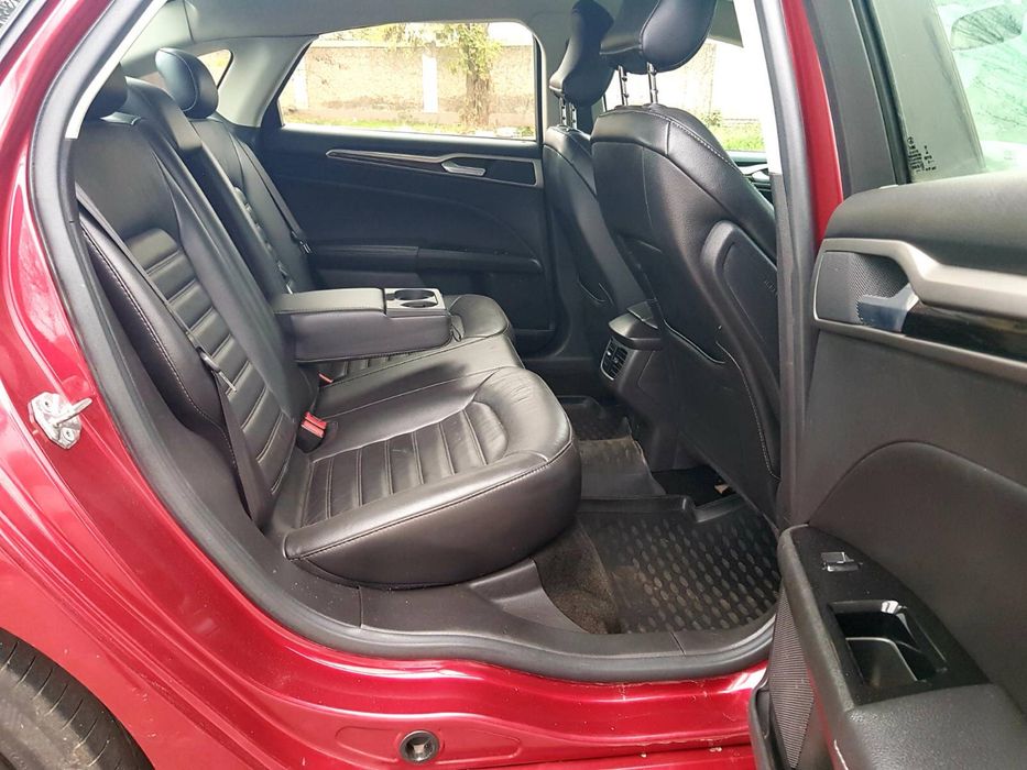 Форд фьюжен  в отличном состоянии