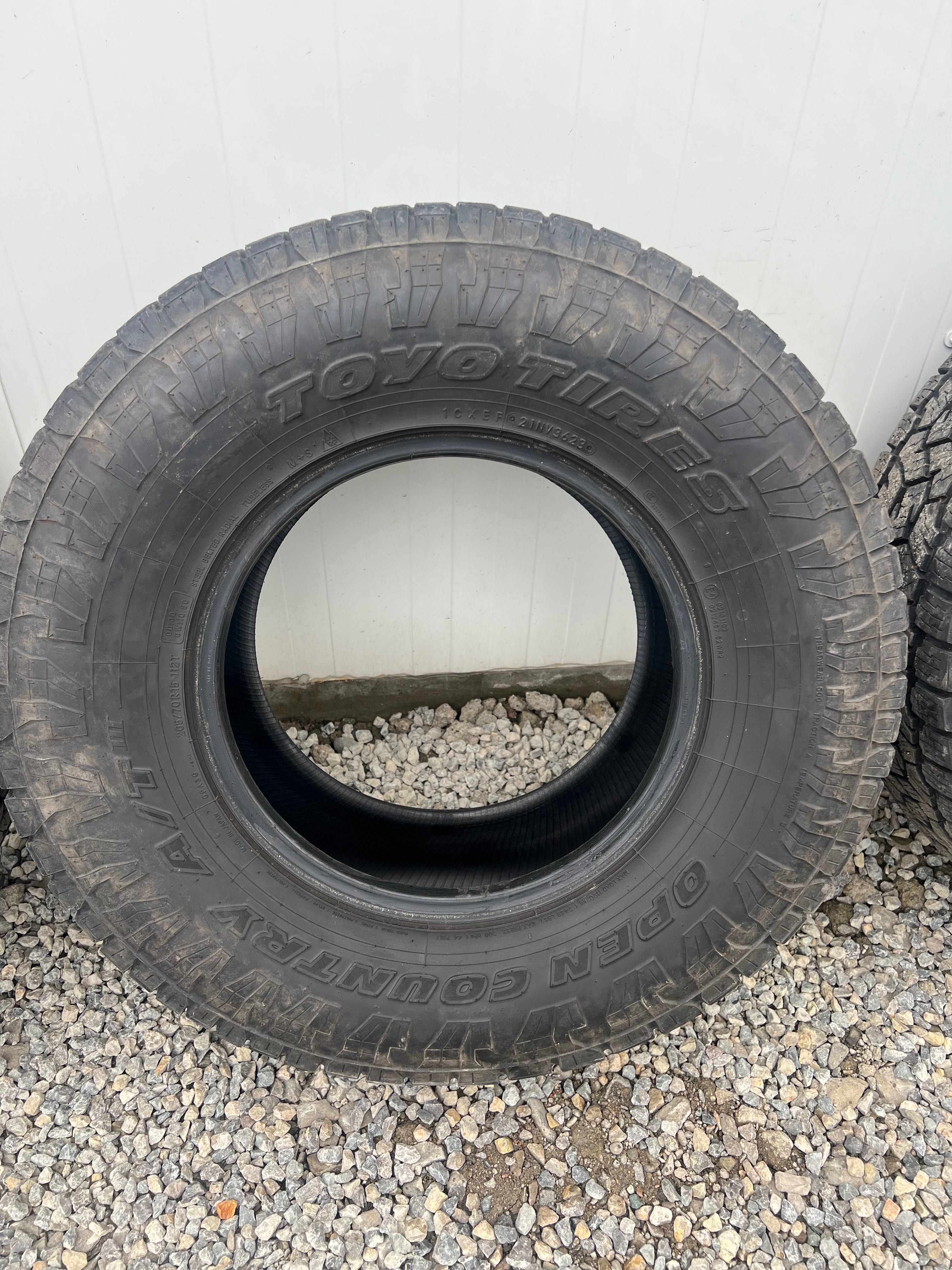 Opony Toyo open country at3 offroad 265/70r15 prawie nowe